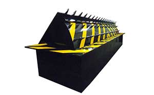 路障機 - 路障機110-帶矛尖