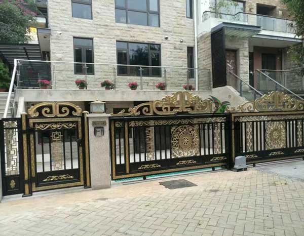 慶賀普洱出安智能別墅庭院大門進駐普洱東日凱旋城