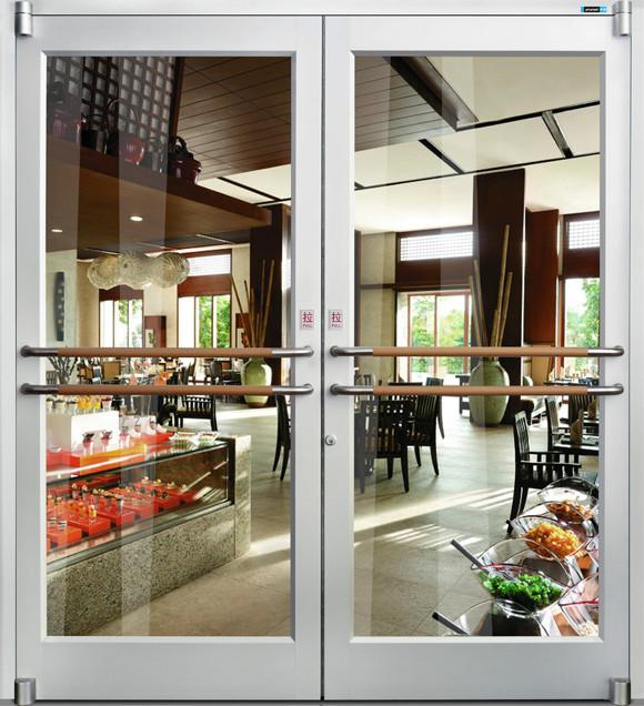 臨滄出安智能肯德基門為濱江世紀(jì)城大門口添上色彩