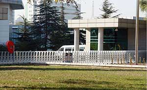 蘇州市第一人民法院伸縮門案例 - 中出網(wǎng)-智能出入口與停車充電門戶