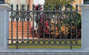 塘沽六大街圍墻護(hù)欄案例