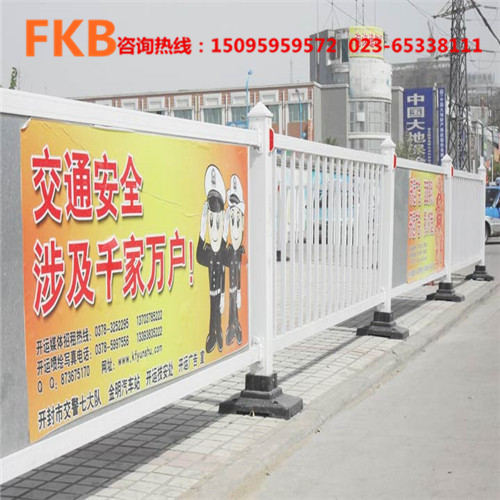 廣告板道路護欄