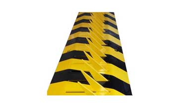 減速帶式破胎器