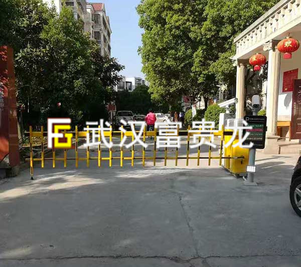 宜城市發(fā)展小區(qū)道閘案例 - 中出網(wǎng)-智能出入口與停車充電門戶