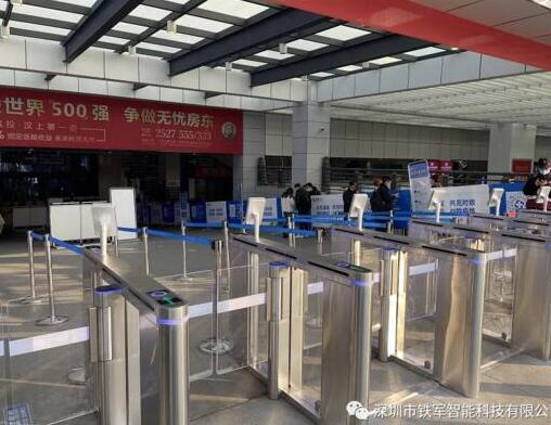 “鐵軍智能”助力疫情防控，打造新型通道：測溫、驗碼、識別身份一步完成