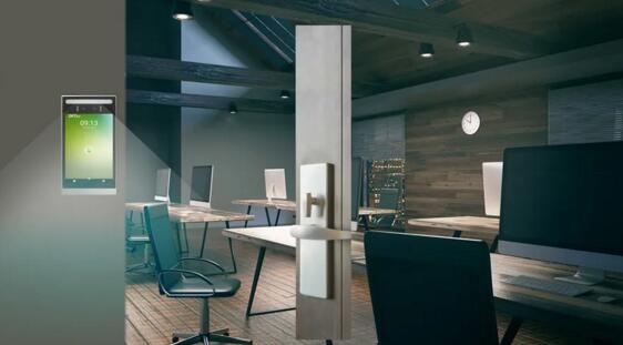 智能補光，無懼昏暗