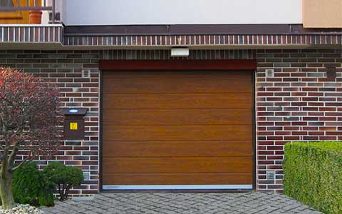 車庫(kù)門(mén)