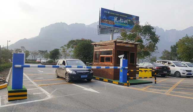 湖北恩施大峽谷車牌識別系統(tǒng)案例 - 中出網(wǎng)-智能出入口與停車充電門戶