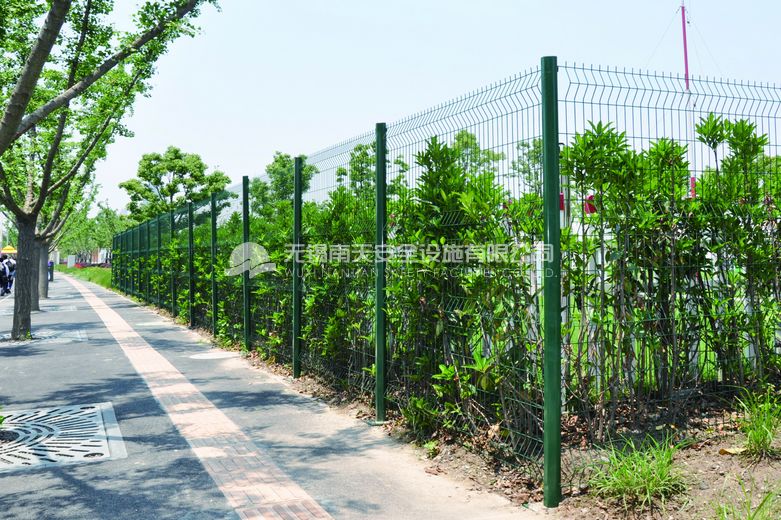 上海世博會氣象站護欄案例 - 中出網(wǎng)-智能出入口與停車充電門戶