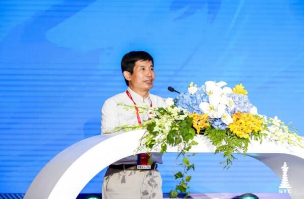 廣州市發(fā)展和改革委員會(huì)市管一級(jí)調(diào)研員李小聰致辭