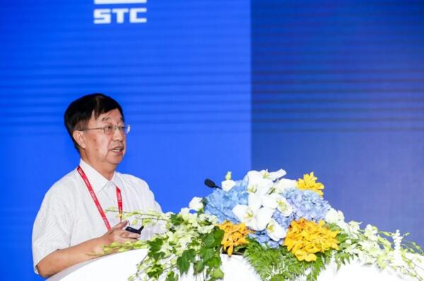 全國(guó)自動(dòng)化系統(tǒng)與集成標(biāo)委會(huì)委員、城市軌道交通工業(yè)互聯(lián)網(wǎng)