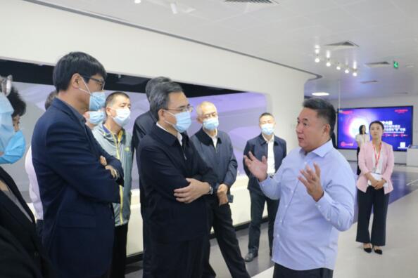 黑龍江省全國政協(xié)委員考察團赴佳都科技考察