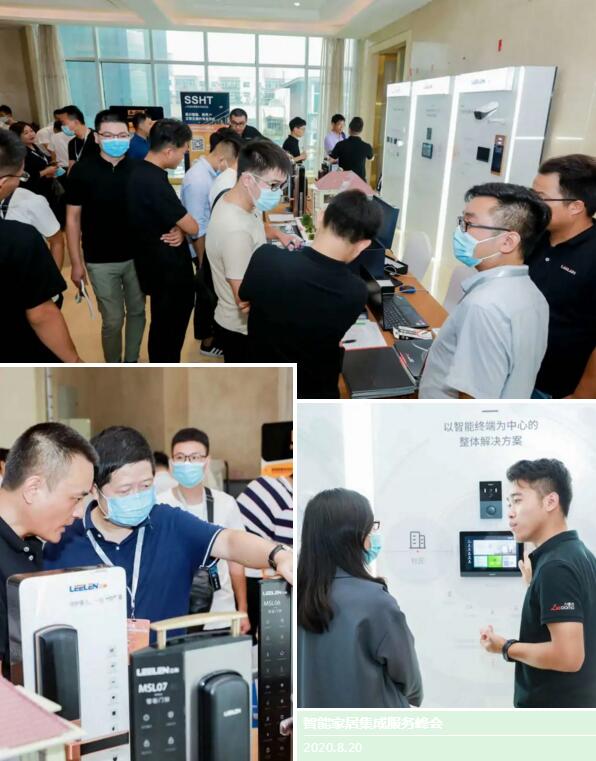 前來(lái)交流和詢問(wèn)的觀眾絡(luò)繹不絕