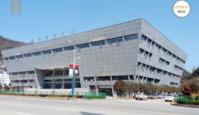 鎮(zhèn)寧體育中心車牌識別系統(tǒng)案例 - 中出網(wǎng)-智能出入口與停車充電門戶