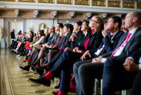 亞薩合萊強(qiáng)勢(shì)奪得2019紅點(diǎn)獎(jiǎng)