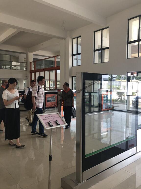 菲勒自動(dòng)門歡迎松下一行人員來(lái)調(diào)研