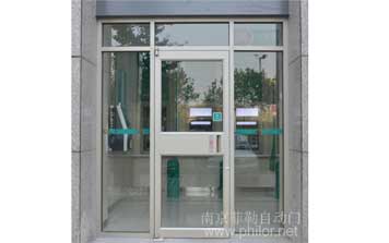 肯德基型材門(mén)