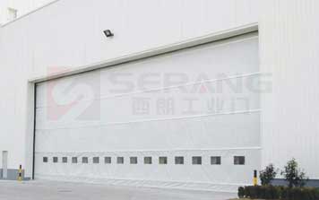 抗強(qiáng)風(fēng)柔性提升大門(mén)