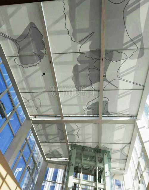 北京樂成中心頂部圖案電動(dòng)遮陽簾工程 - 中出網(wǎng)-智能出入口與停車充電門戶