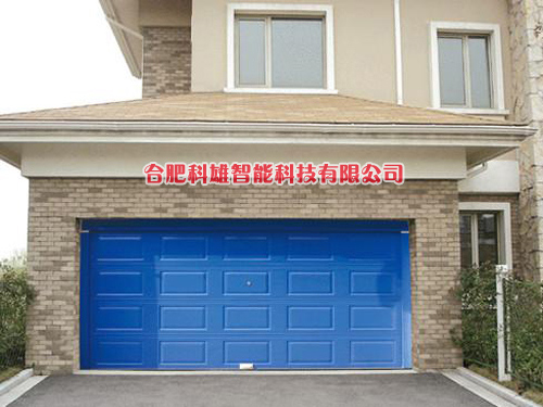 車庫(kù)門(mén)