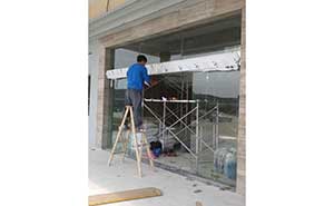 合肥威武路雙鳳工業(yè)園自動門案例