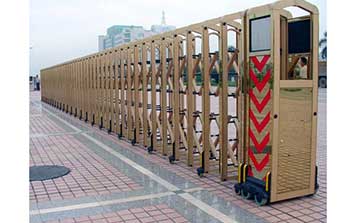 電動伸縮門 - 電動門