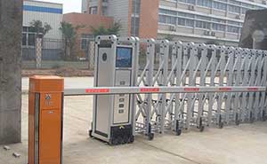 光華實(shí)業(yè)伸縮門案例 - 中出網(wǎng)-智能出入口與停車充電門戶