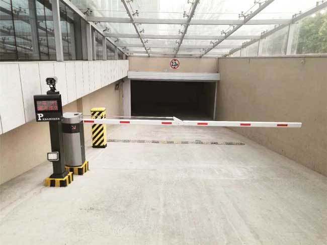 山西太原中冶天工集團(tuán)停車場系統(tǒng)案例 - 中出網(wǎng)-智能出入口與停車充電門戶