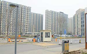 北京大學(xué)國際醫(yī)院車牌識別系統(tǒng)案例 - 中出網(wǎng)-智能出入口與停車充電門戶