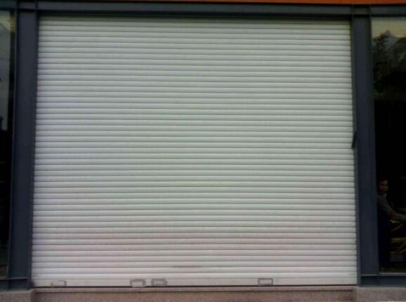 選購工業(yè)卷簾門有什么技巧呢？福州工業(yè)卷簾門廠家給您一一細(xì)數(shù)
