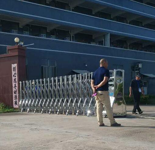 慶賀婁底出安智能伸縮門進駐婁底貫達電子有限公司